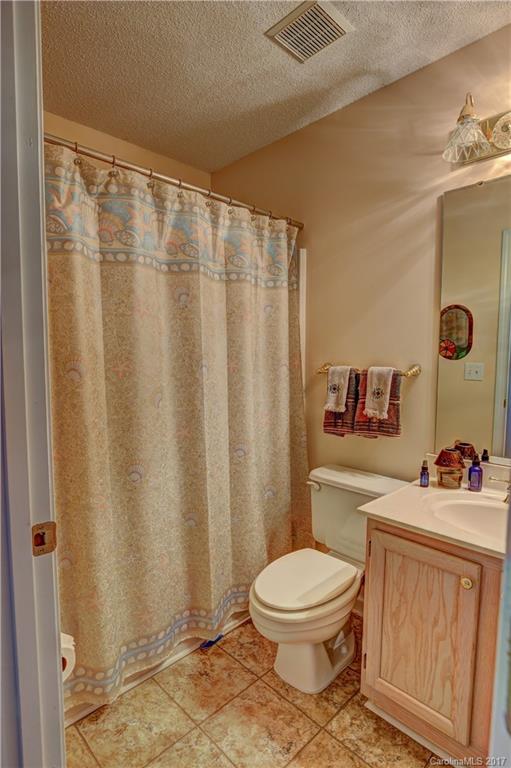 Hubbard Woods - Residential