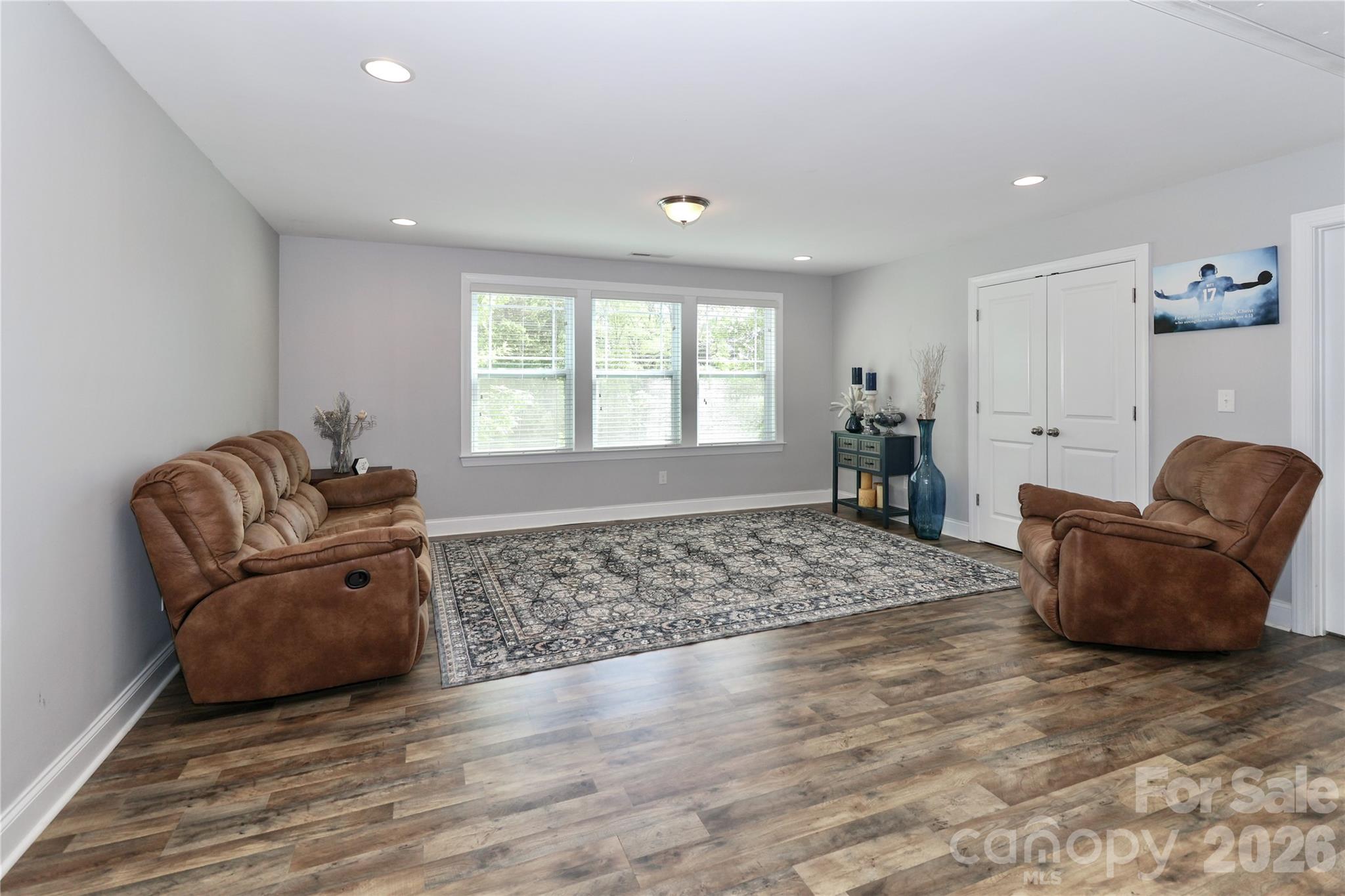 LakeWalk - Residential