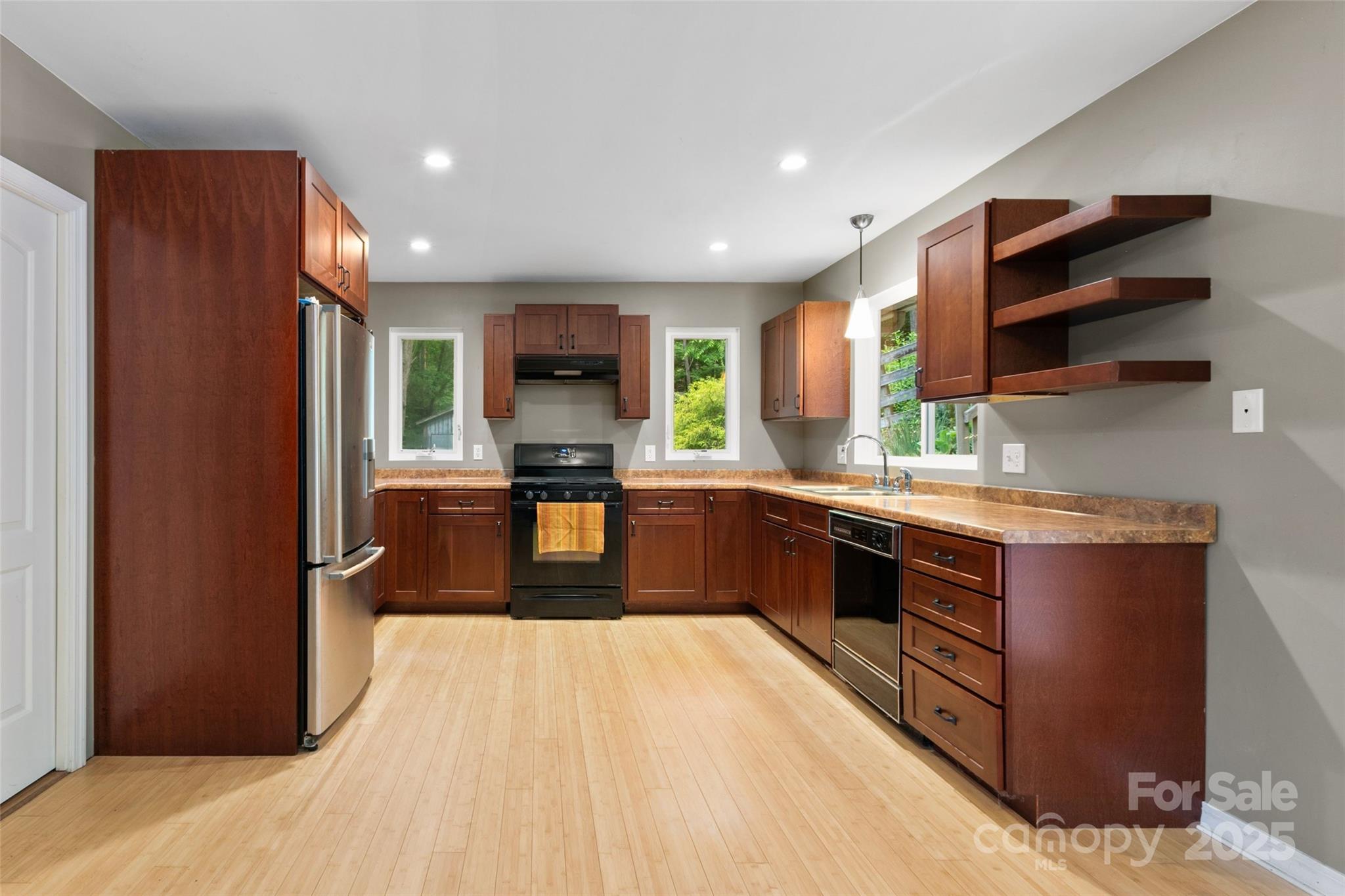 155 Old Starnes Cove Road