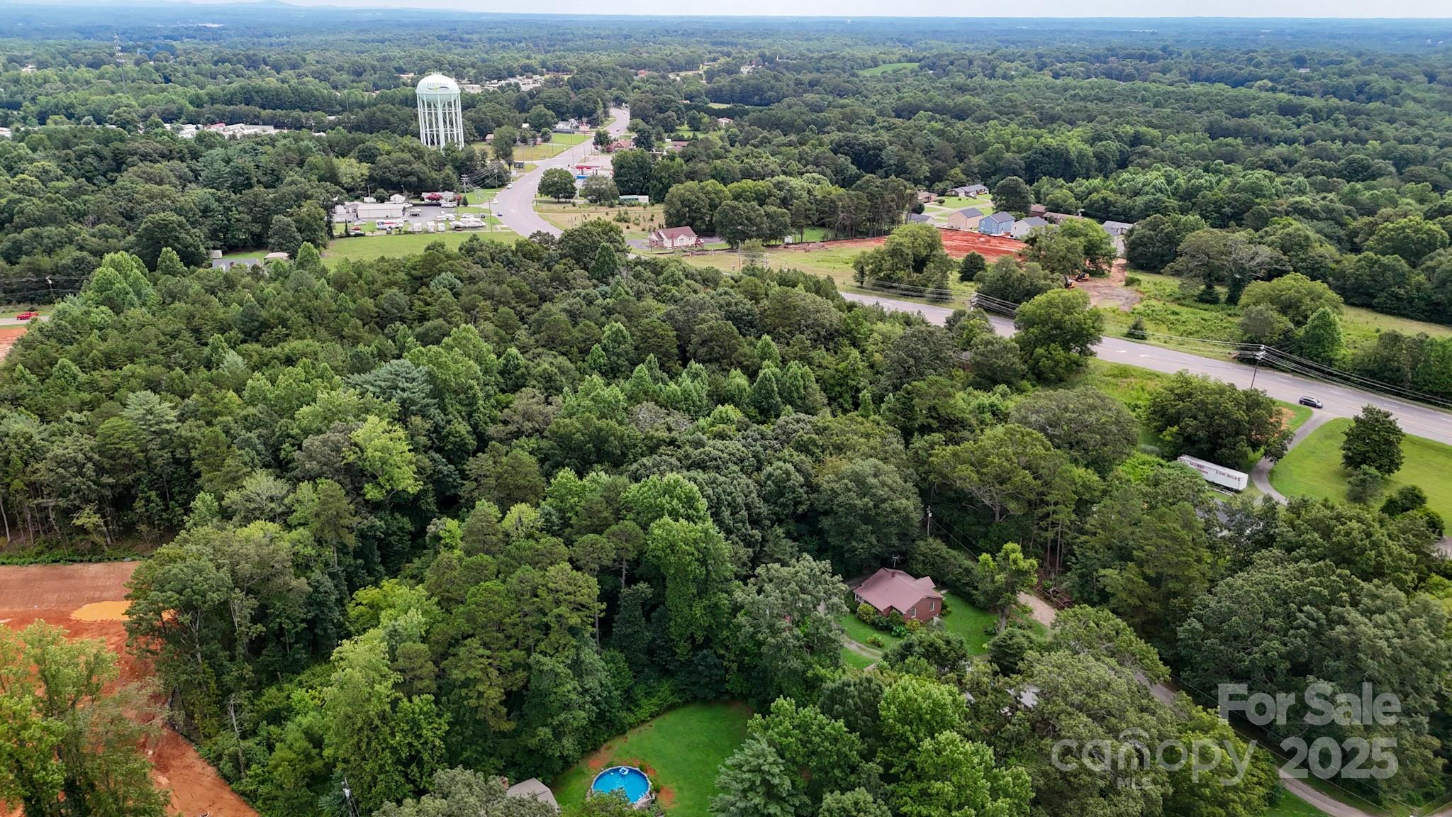 3387 Springs Road NE