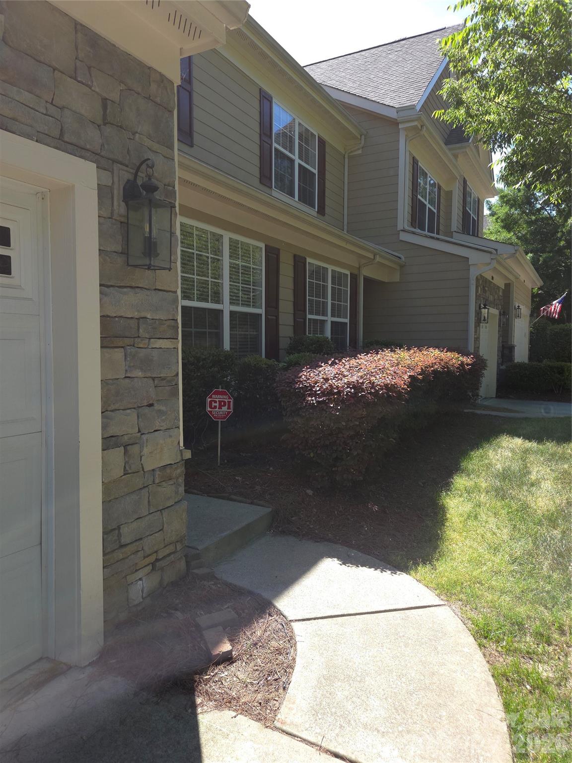 1046 Silver Gull Drive