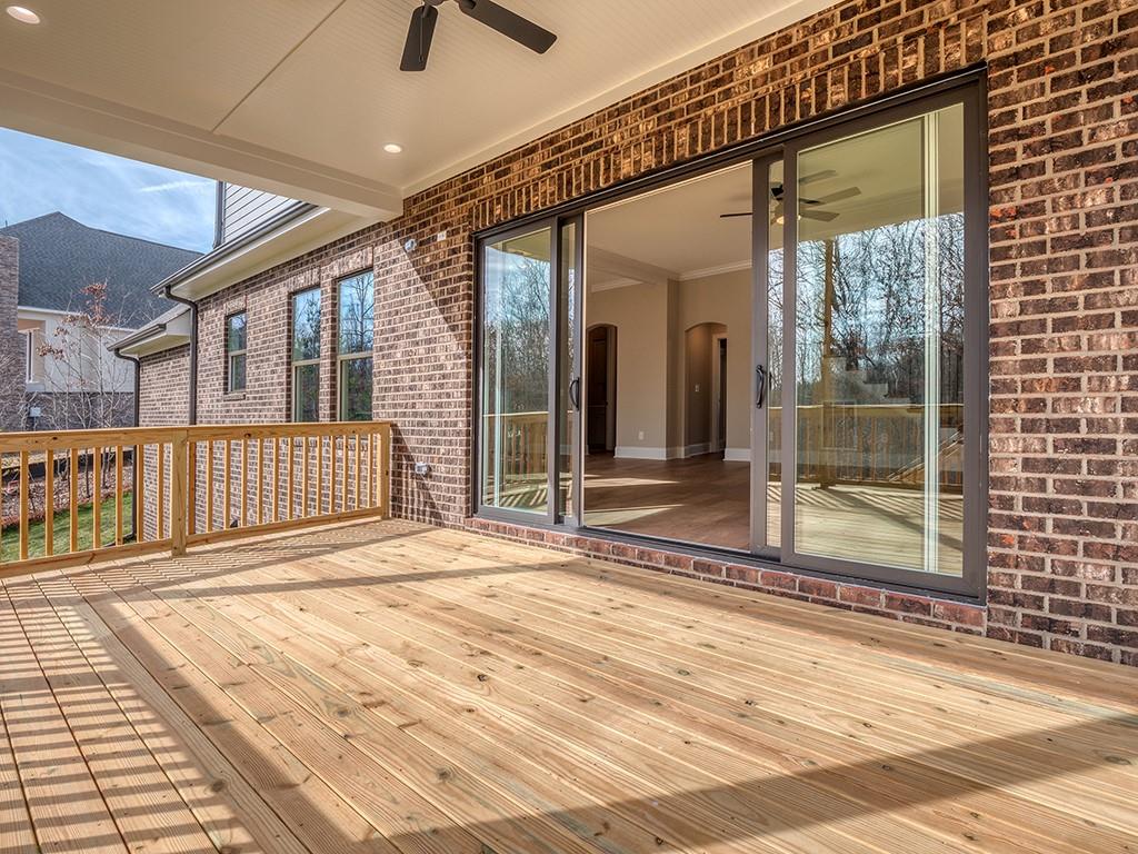 The Retreat At Sunset Ridge - Residential