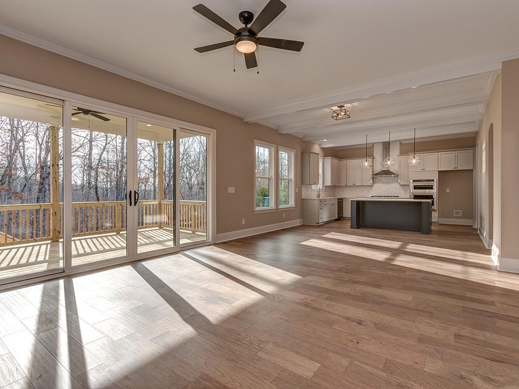 The Retreat At Sunset Ridge - Residential