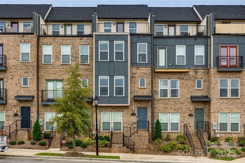 2736 Grand Union Way Charlotte NC 28209