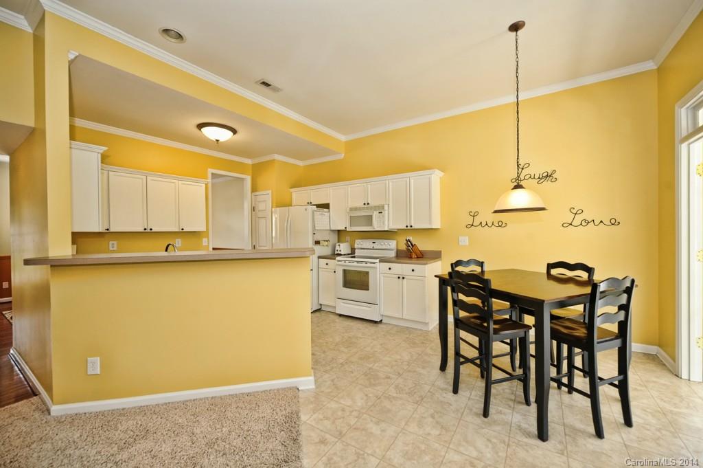 KNIGHTSBRIDGE - Residential