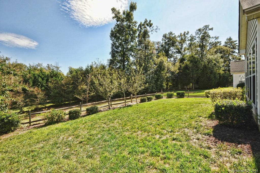 KNIGHTSBRIDGE - Residential