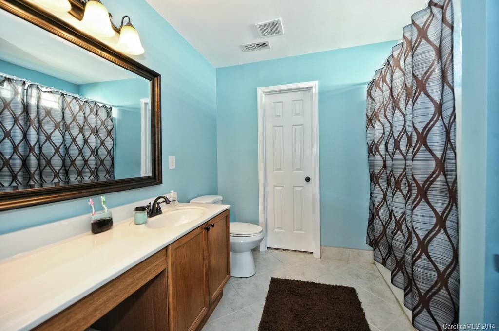 KNIGHTSBRIDGE - Residential