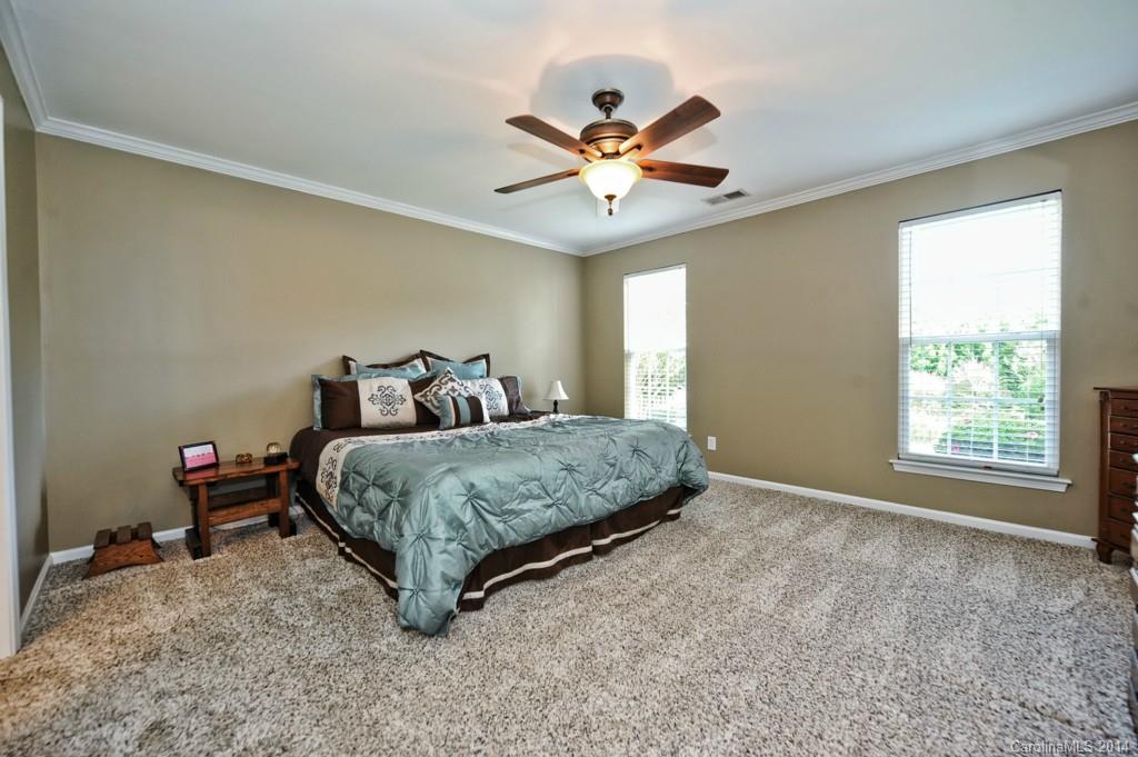 KNIGHTSBRIDGE - Residential