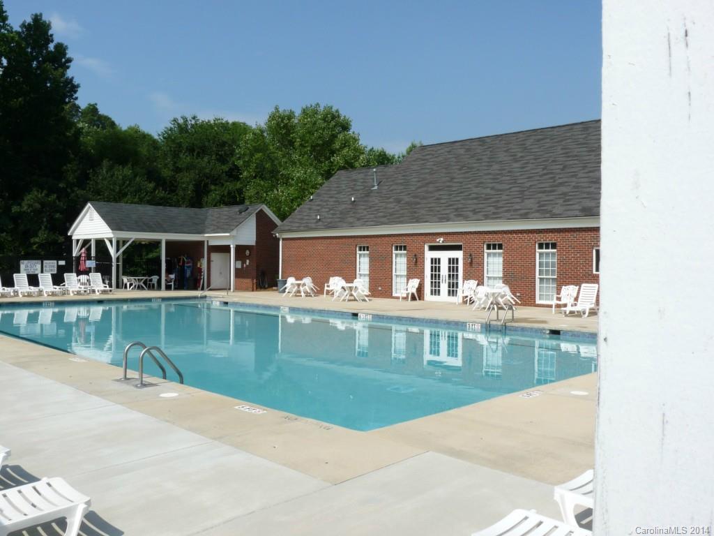 KNIGHTSBRIDGE - Residential