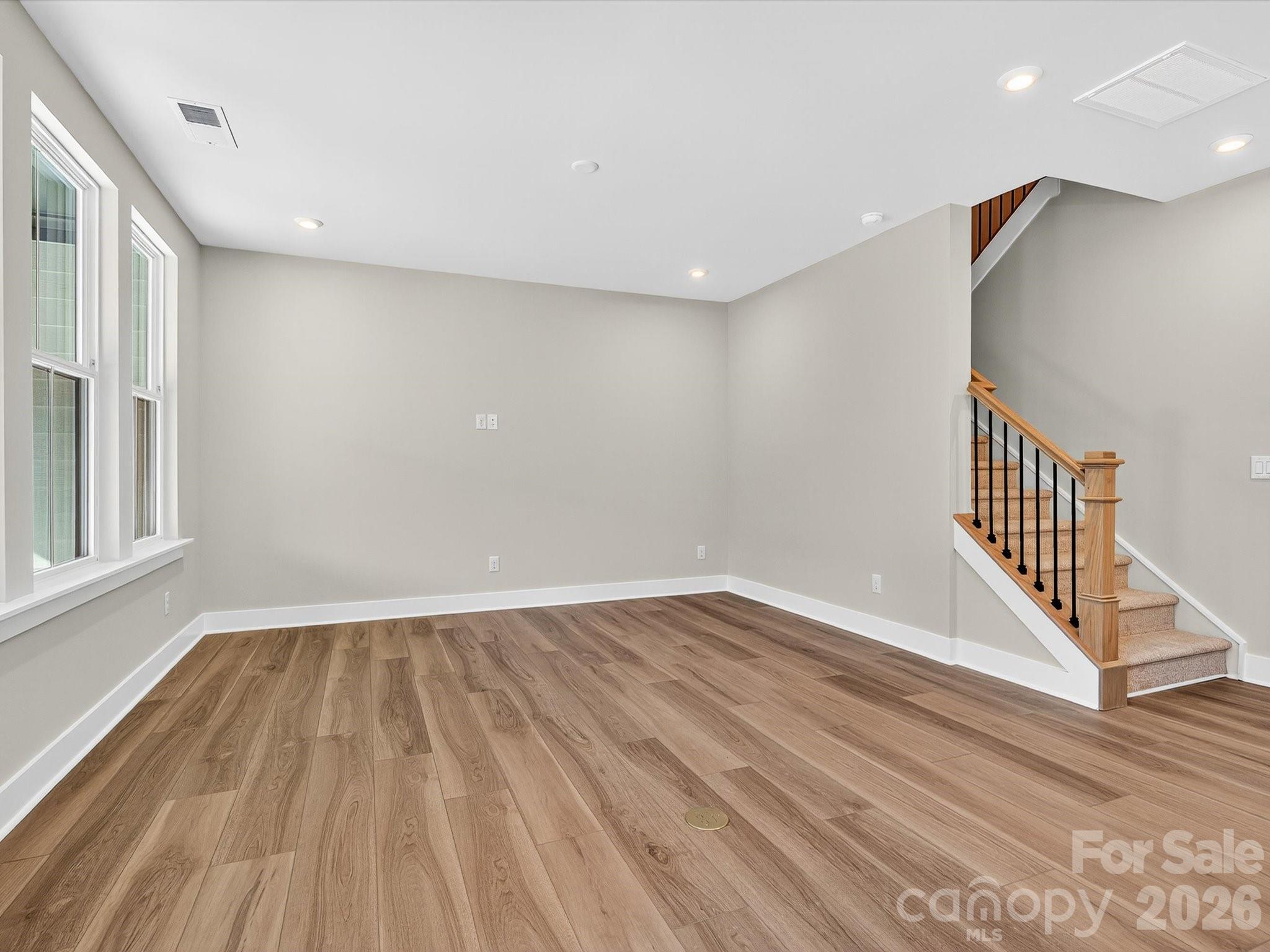 Seven Oaks - Residential