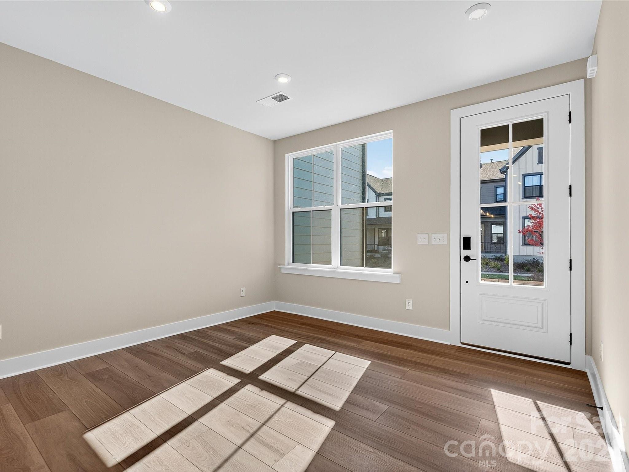 Seven Oaks - Residential