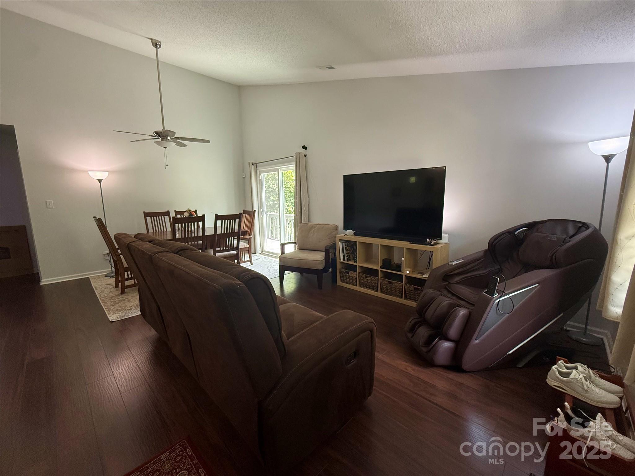 6007 Crosswood Court