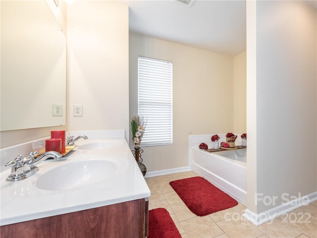 Clover Meadows - Residential