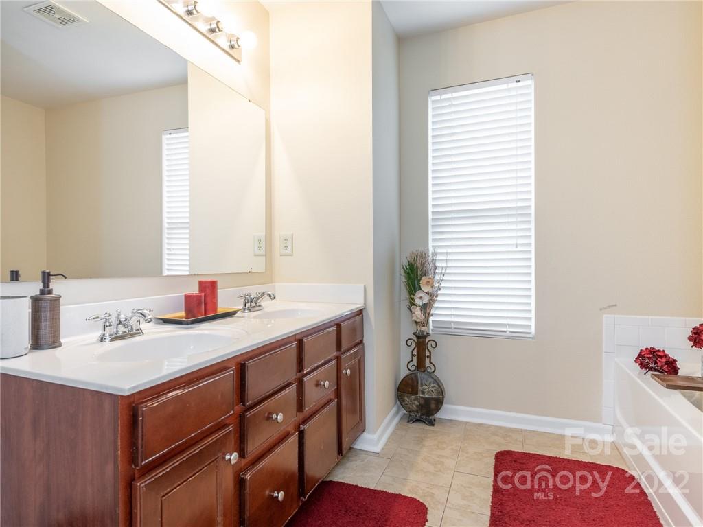 Clover Meadows - Residential