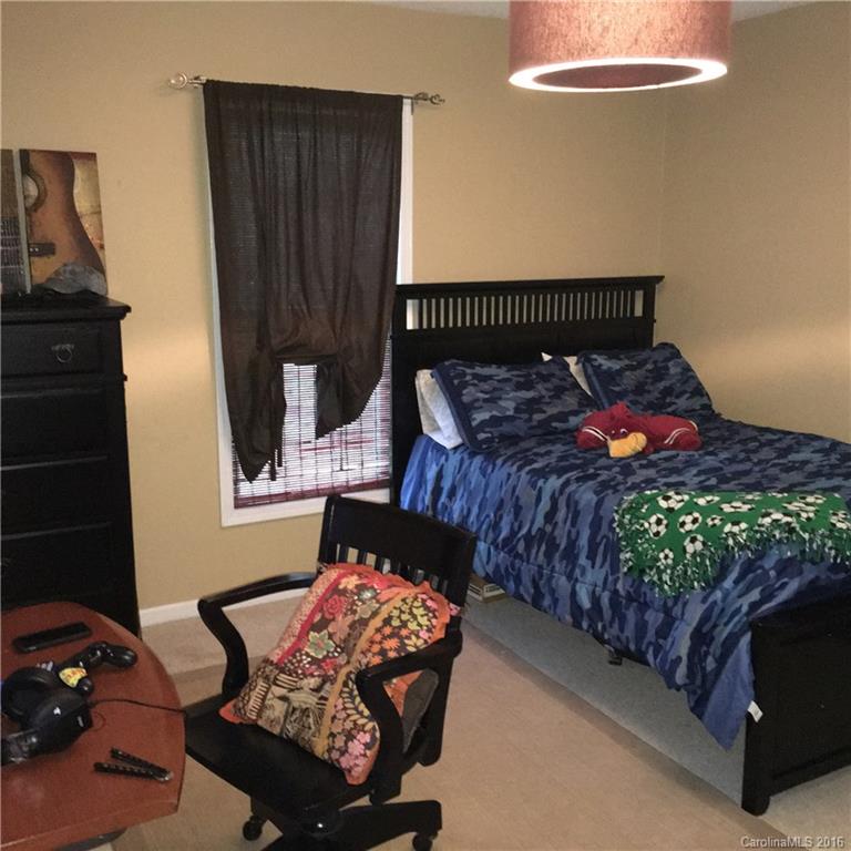 Fox Run - Residential