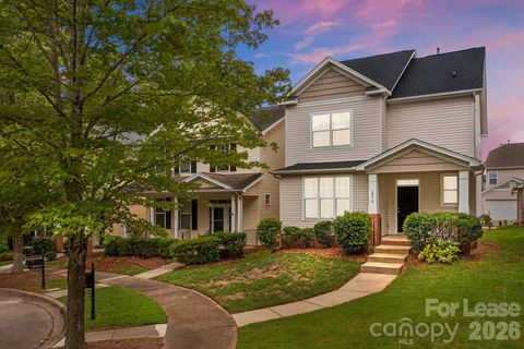 Photo of 18714 Coverdale Court, Cornelius, NC 28031 (MLS # 4363315)