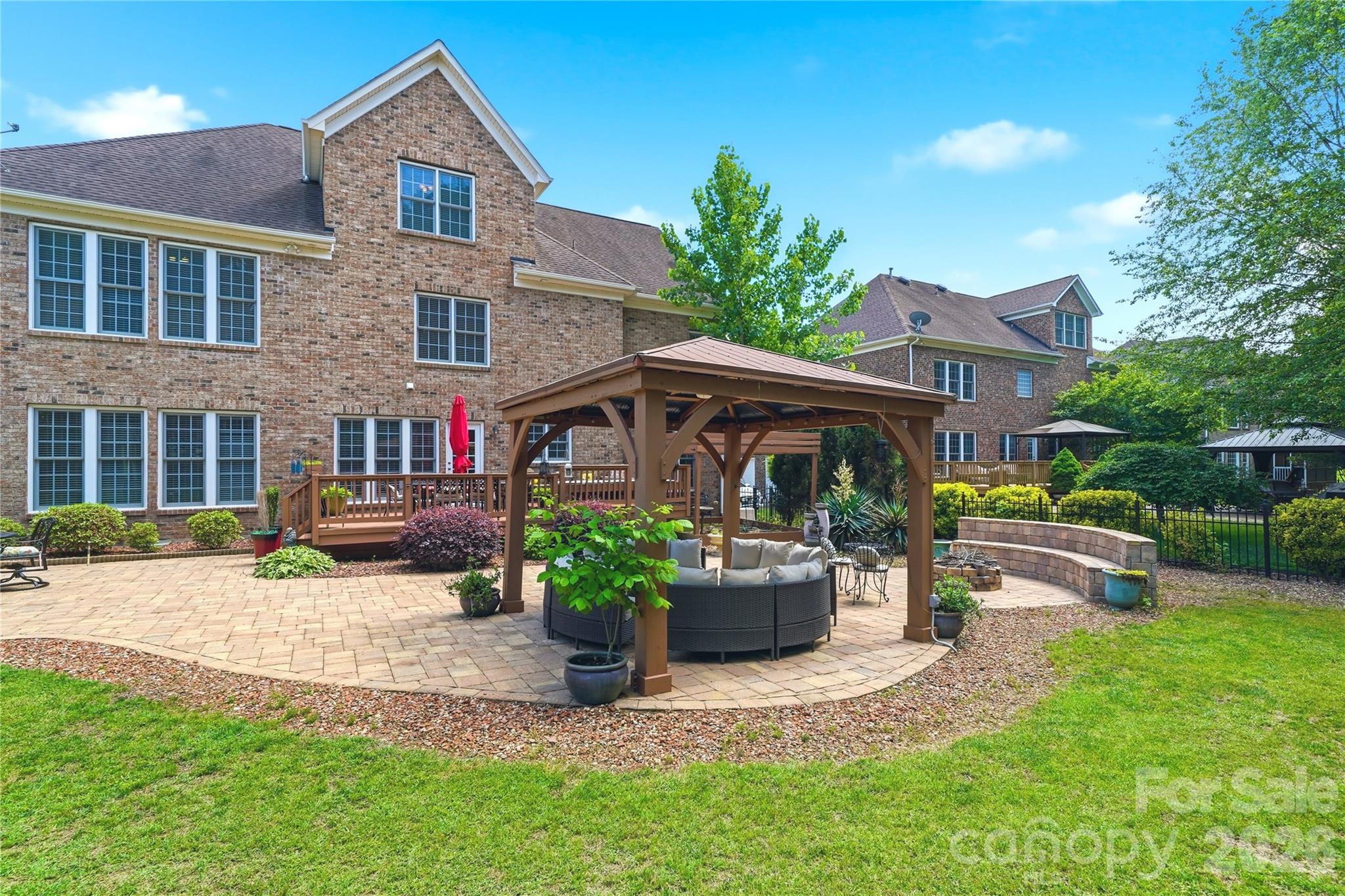 The Glen At Wesley Oaks - Residential