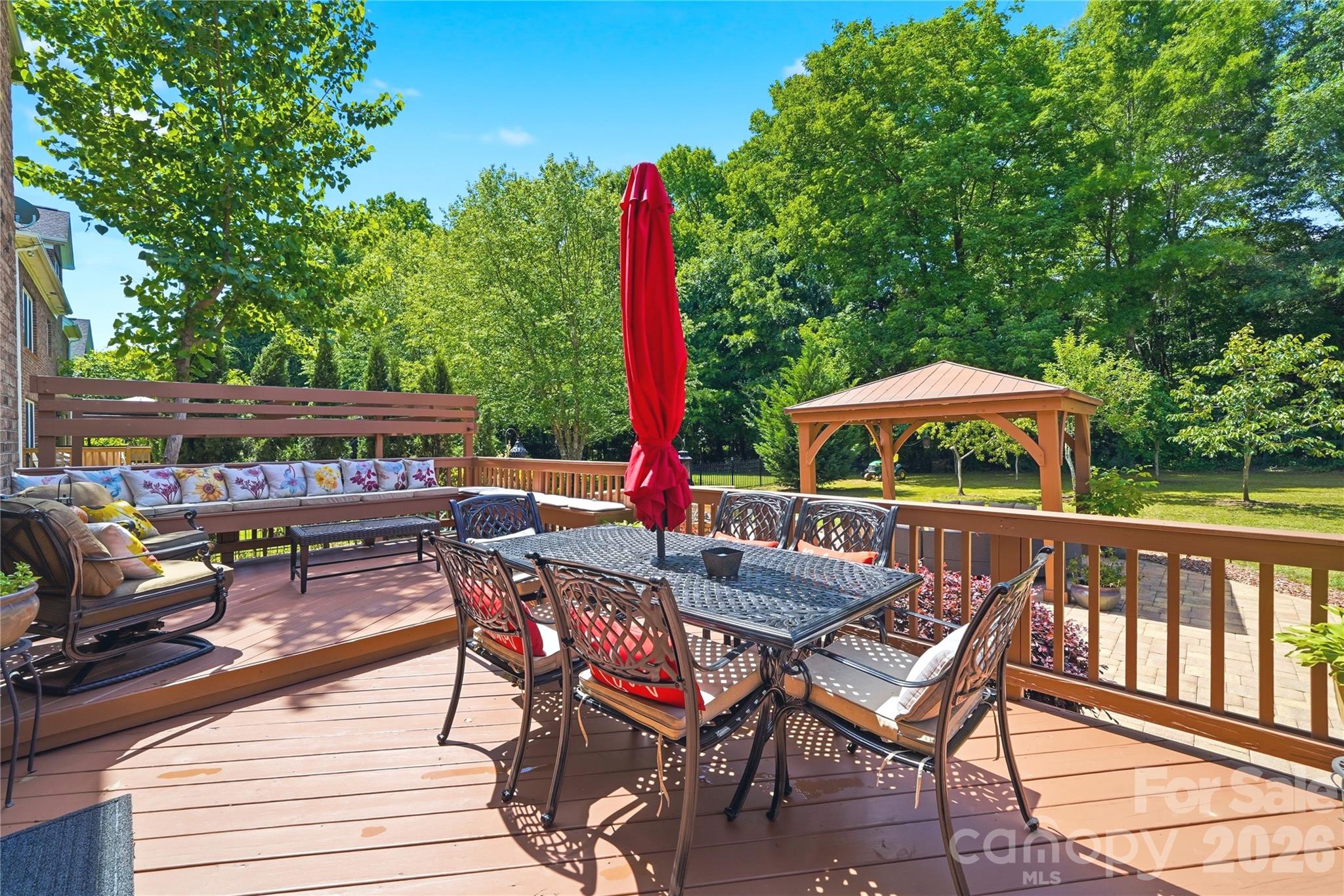 The Glen At Wesley Oaks - Residential