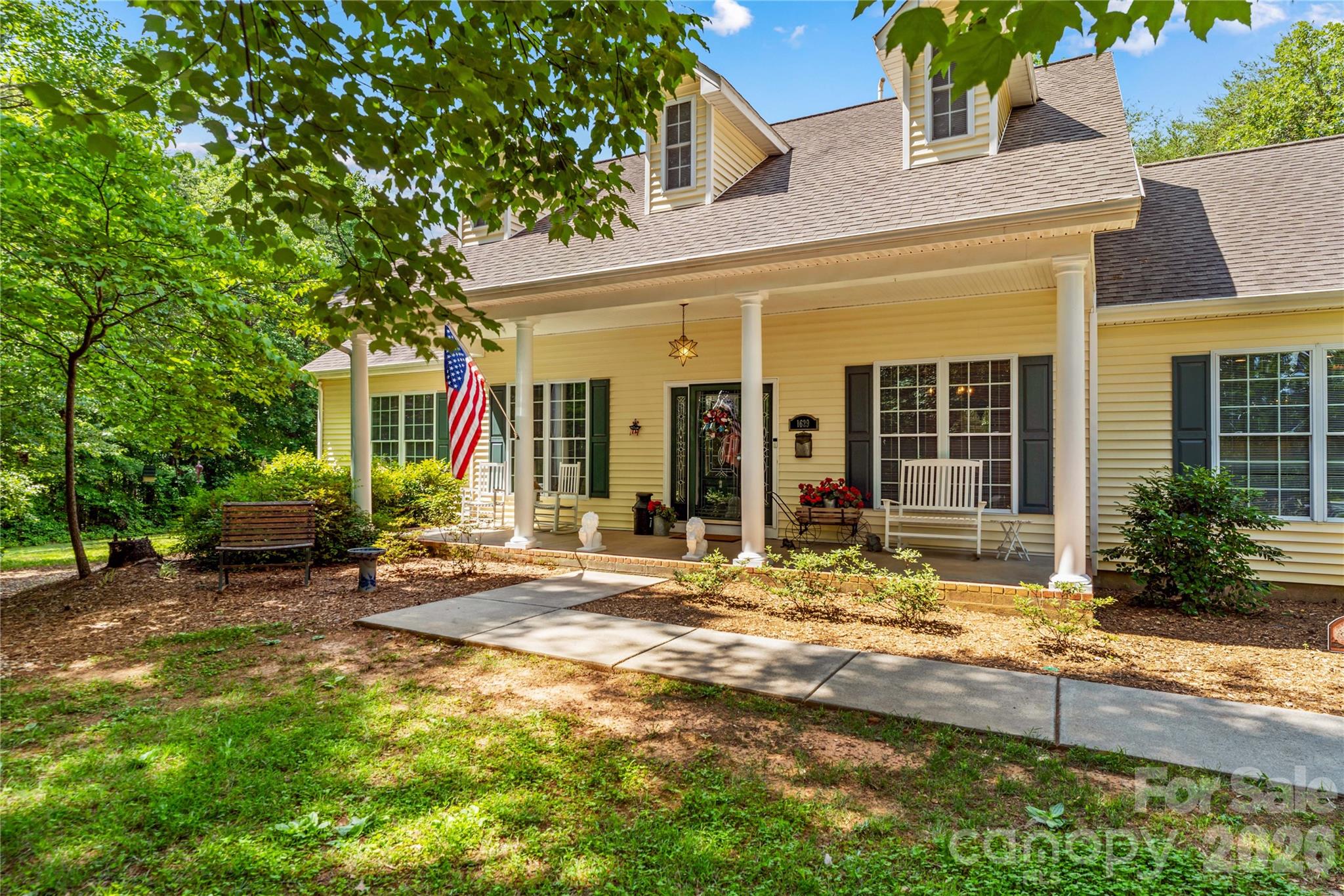 1629 Parkside Drive