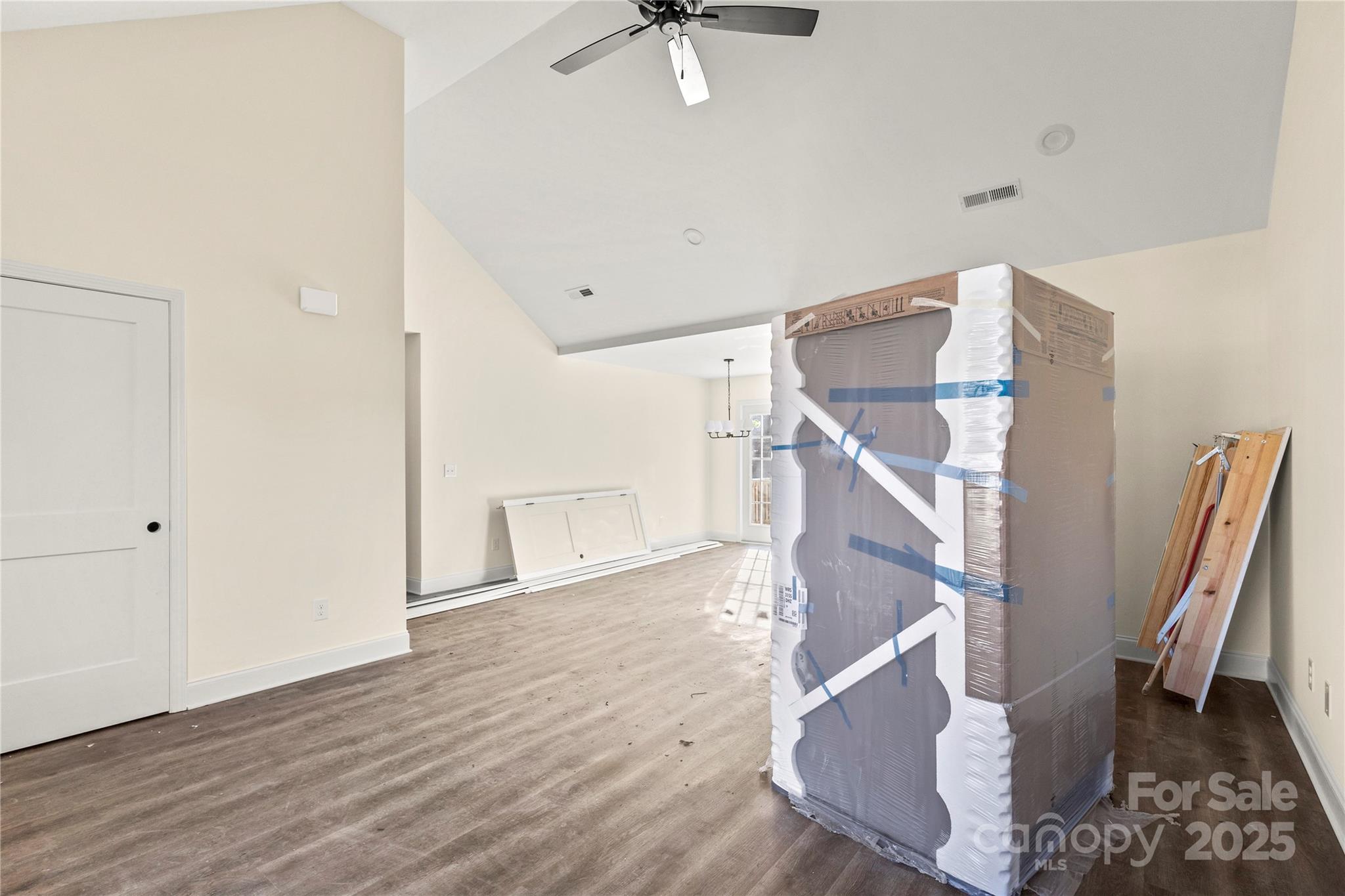 545 Washington Street