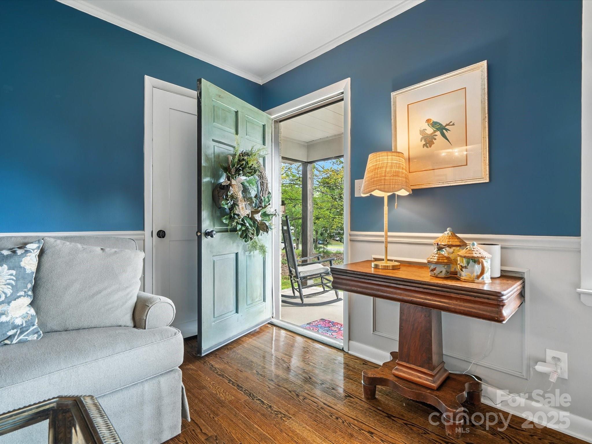 102 Ridge Avenue