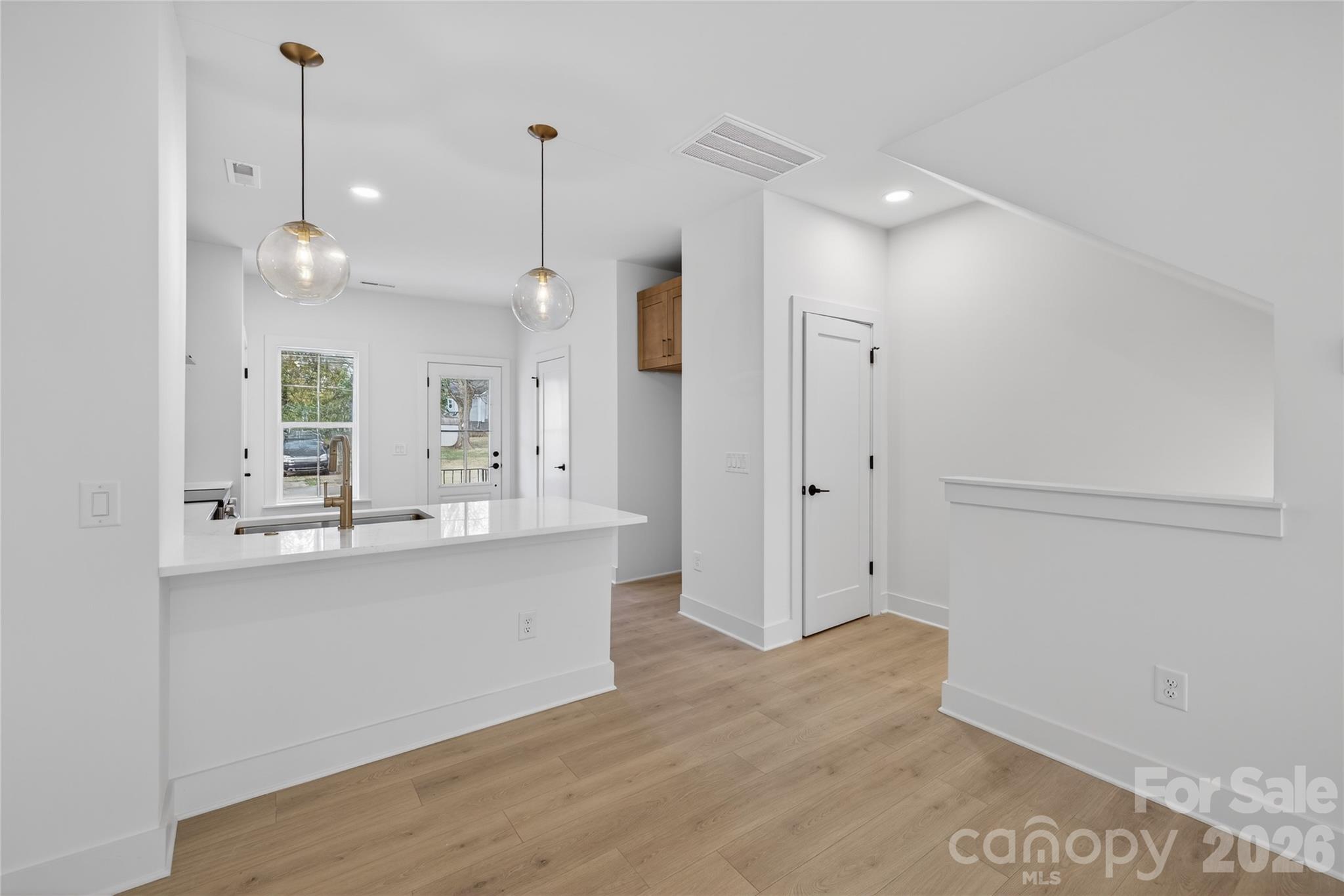 1015 Carter Avenue 33