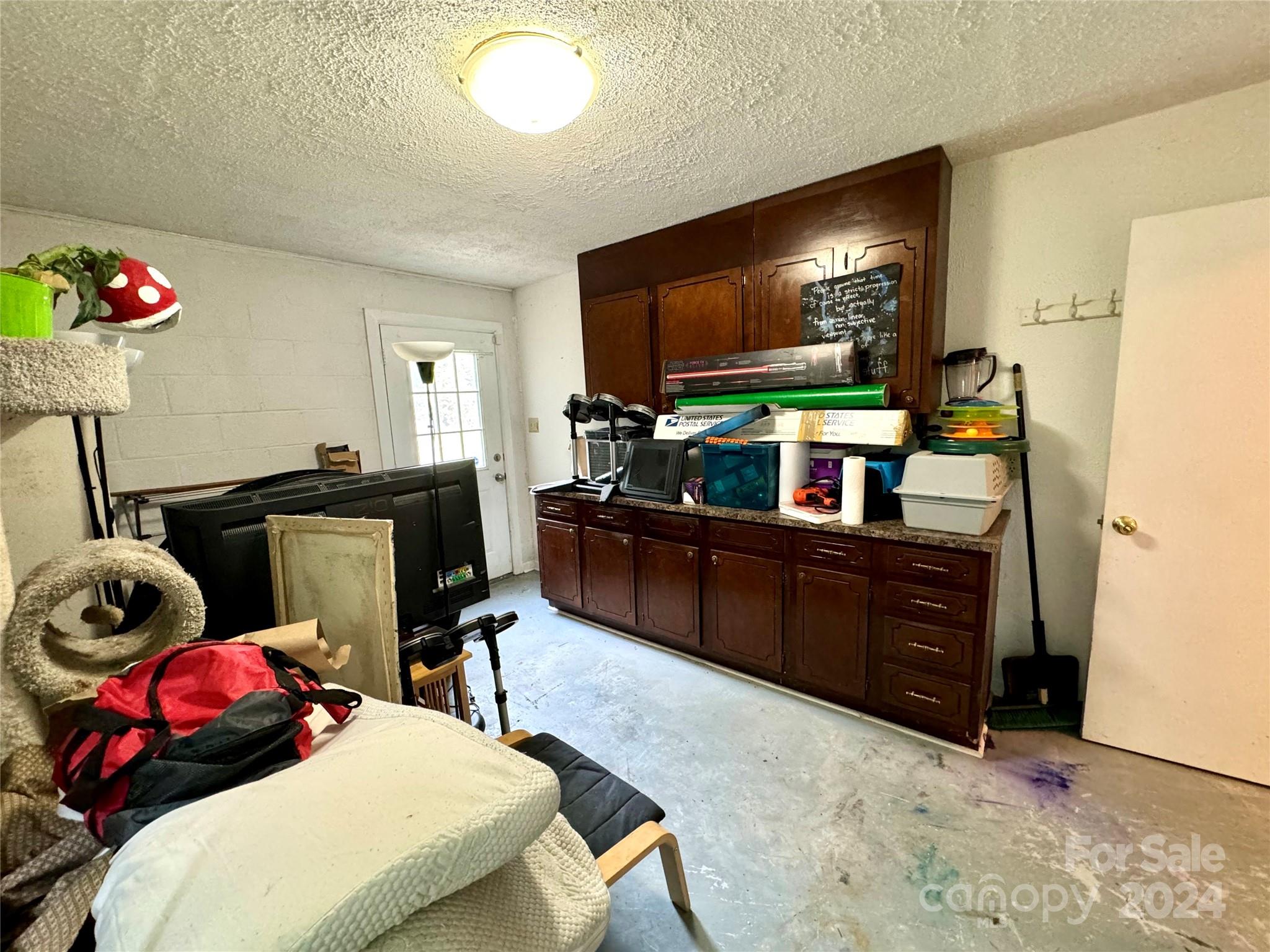 Autumn Chase - Residential