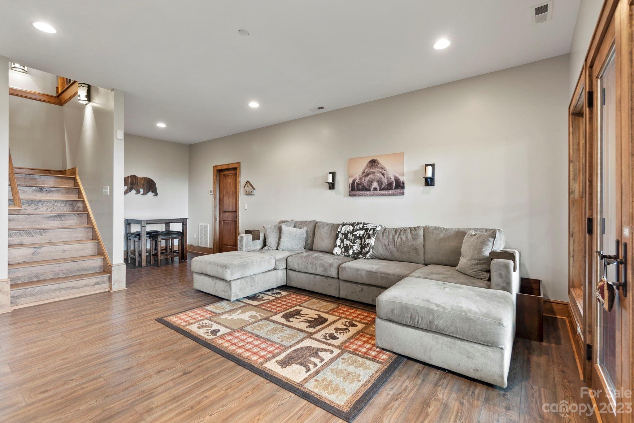 The Lodges at Eagles Nest - Residential