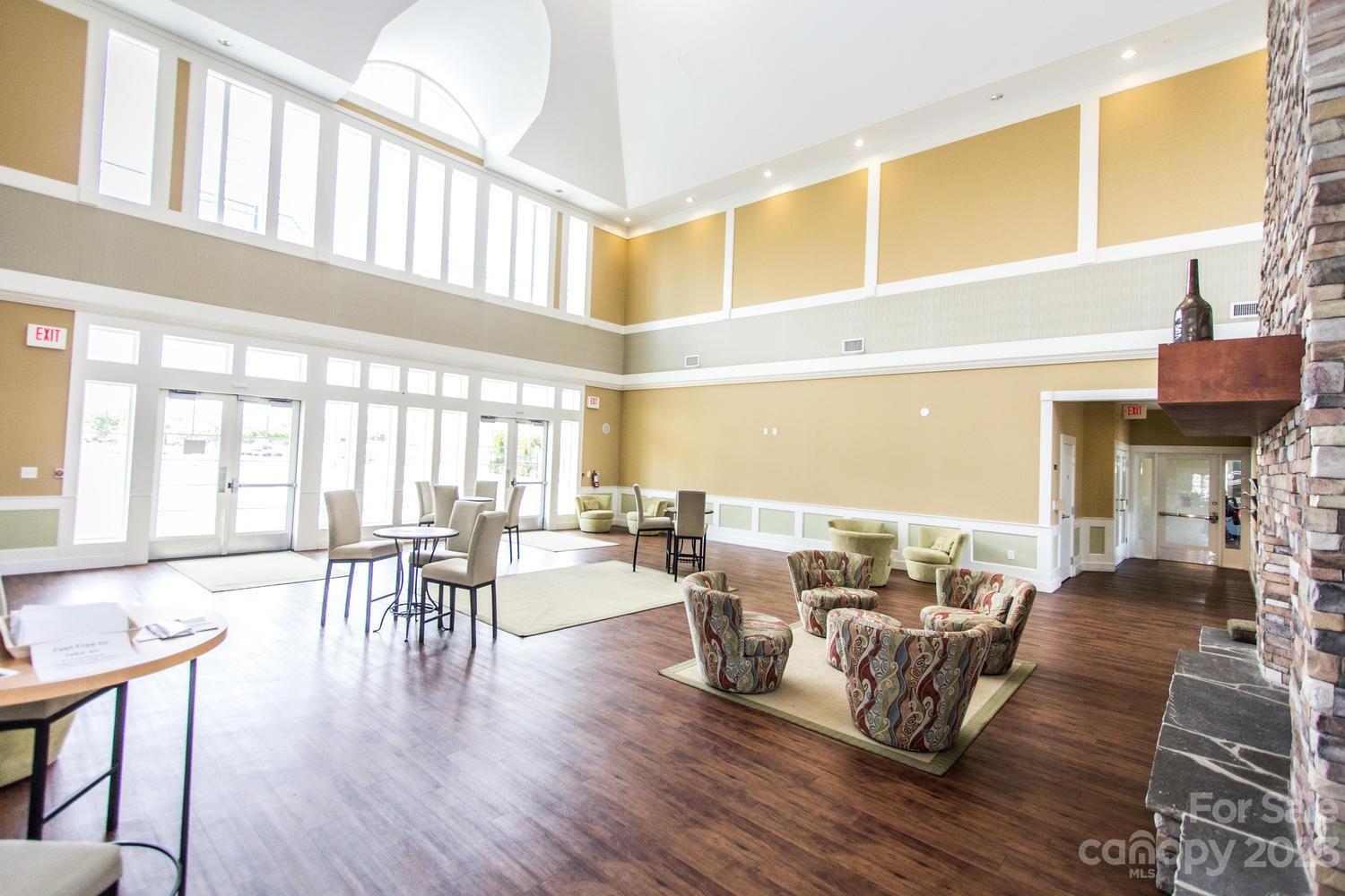 Park South Station - Residential