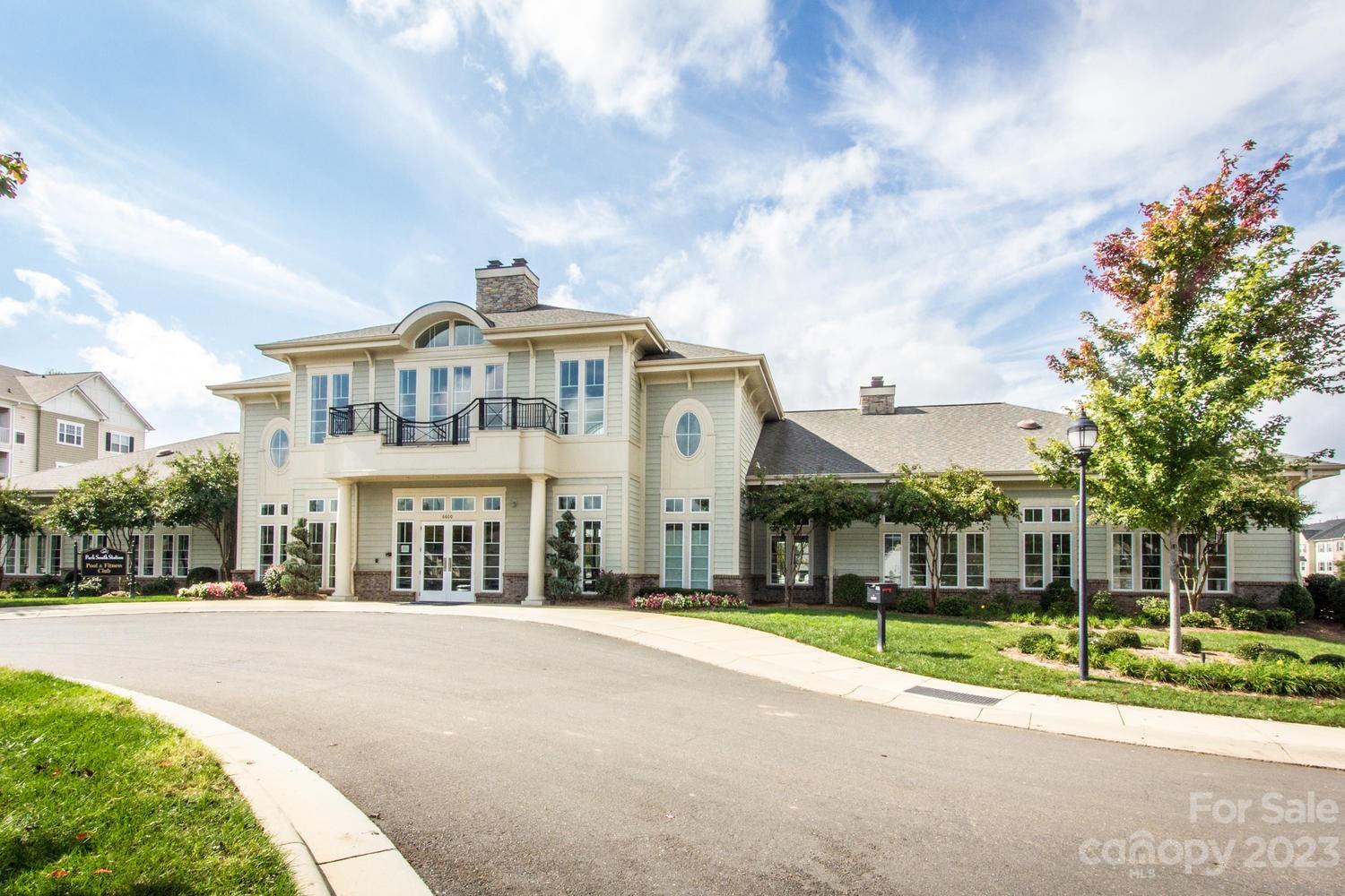 Park South Station - Residential