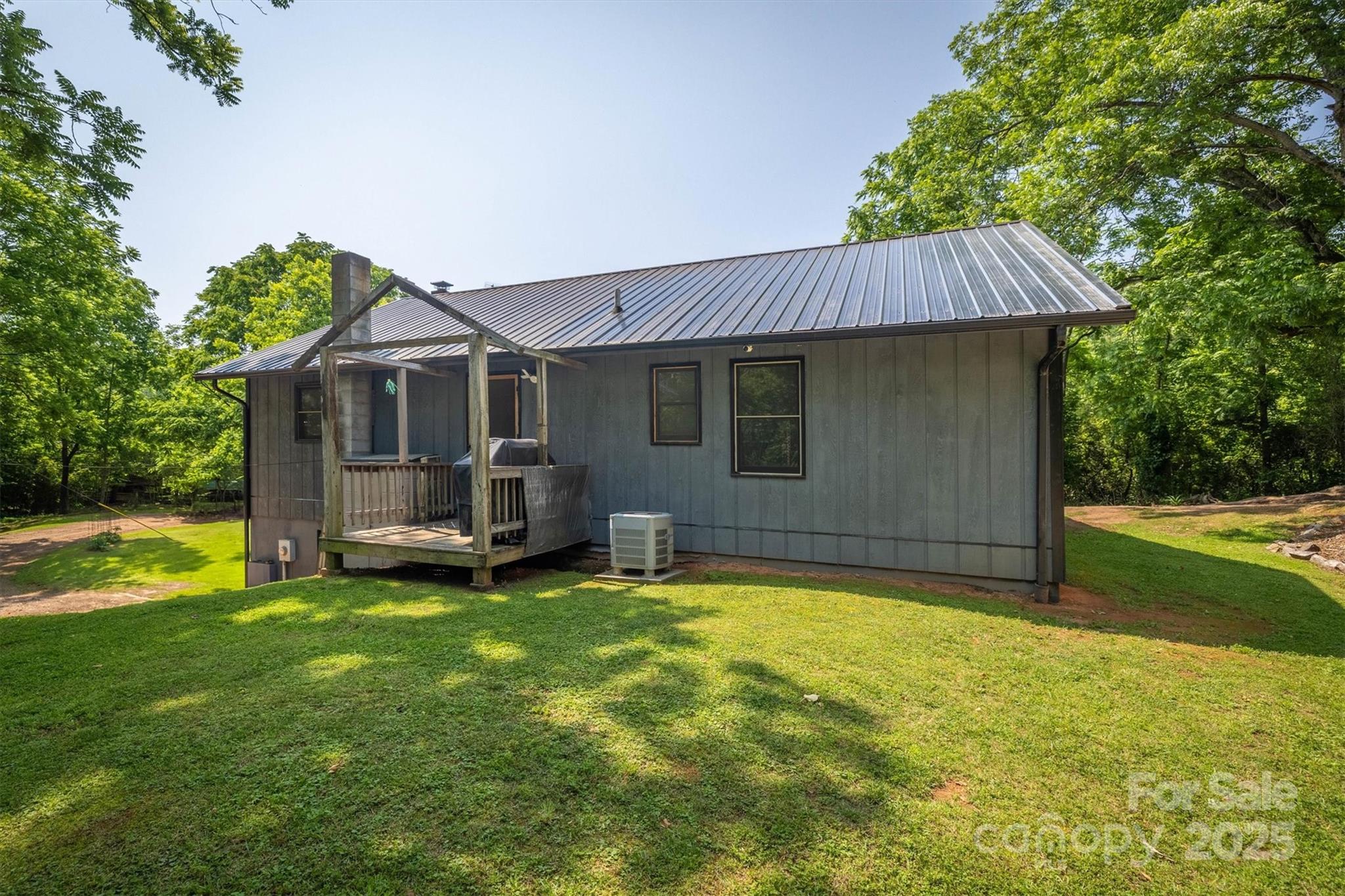 1533 Mcrary Creek Road