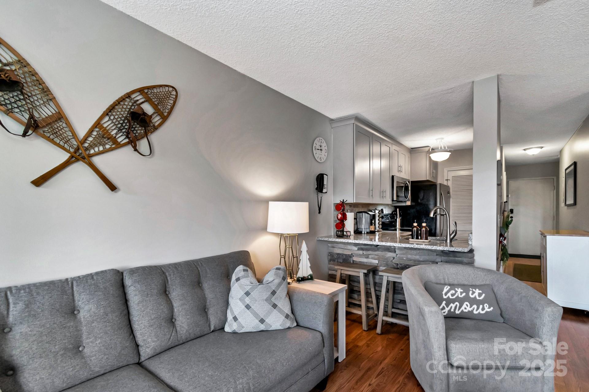 Pinnacle Inn - Residential