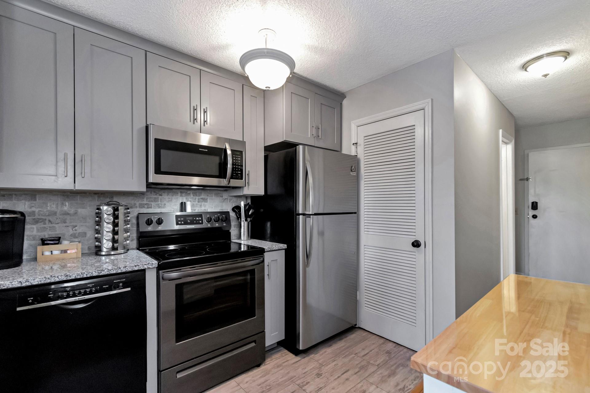 Pinnacle Inn - Residential