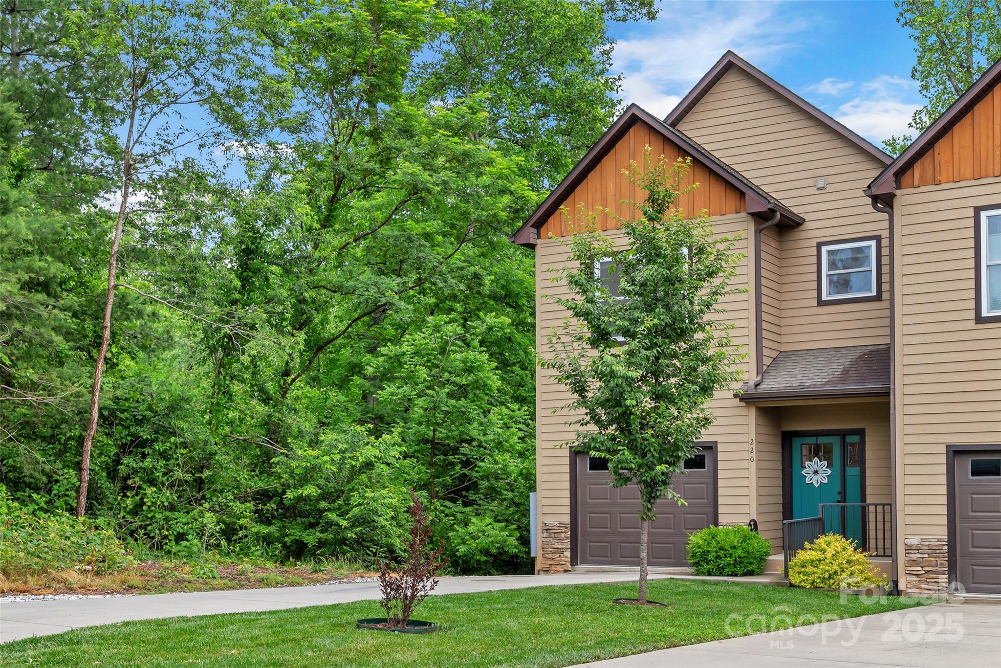 220 Rainbow Terrace