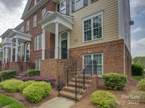 668 Sixth Baxter Crossing Fort Mill SC 29708