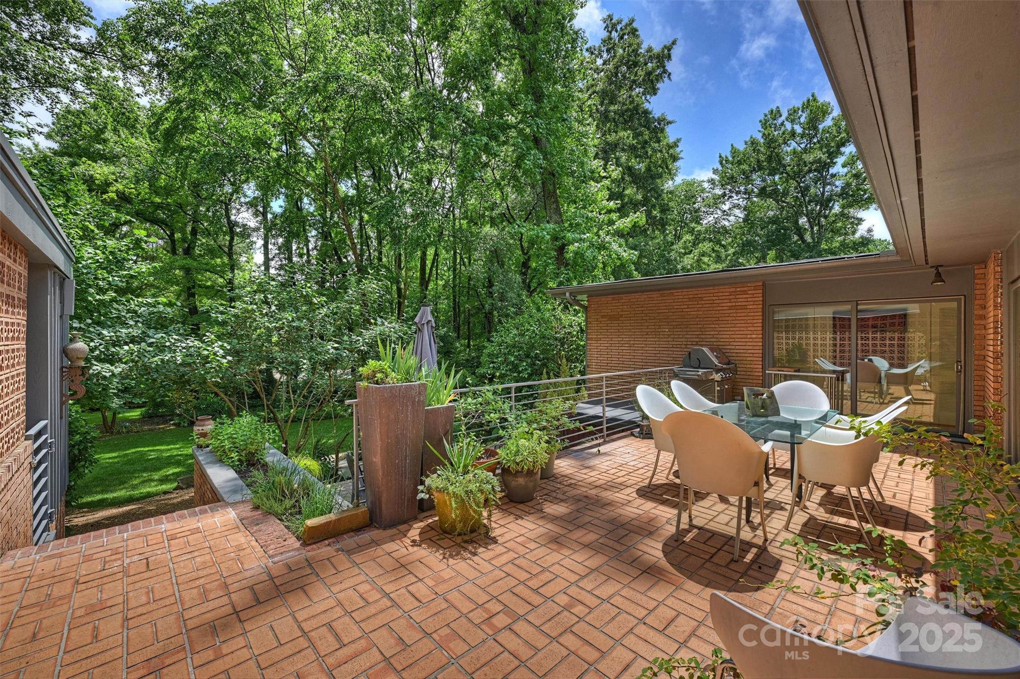 The Cloisters - Residential