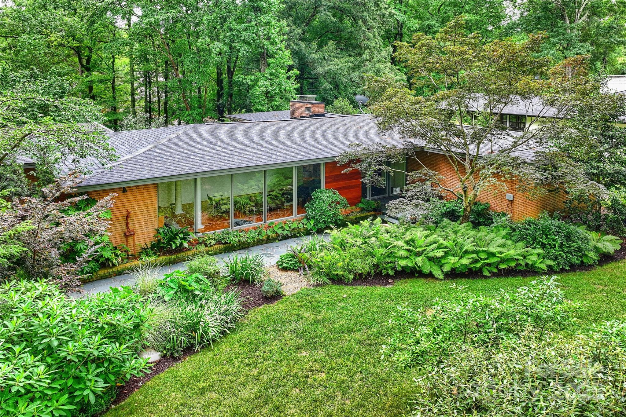2600 Cloister Drive