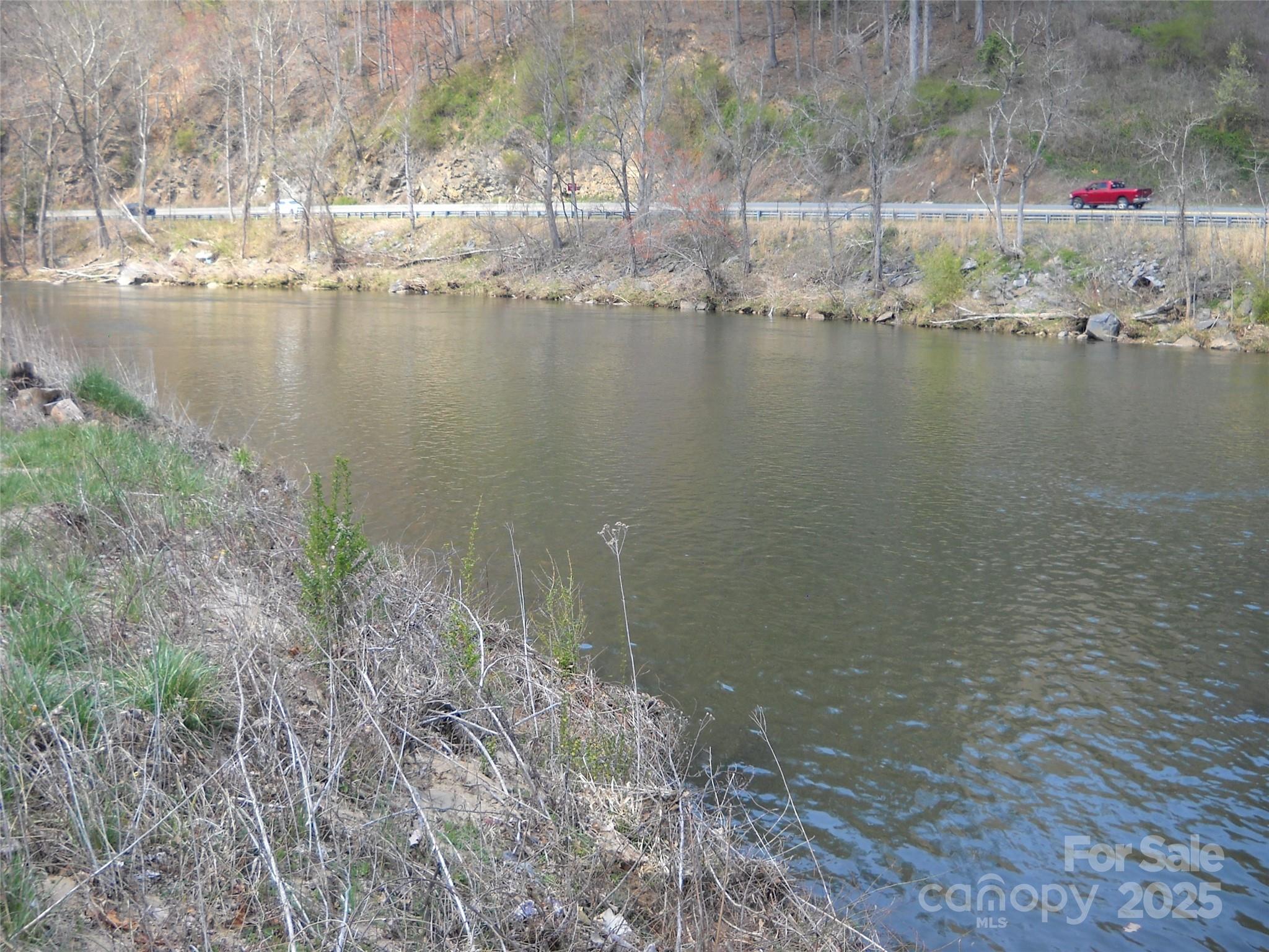 Tuckasegee River Landing - Residential