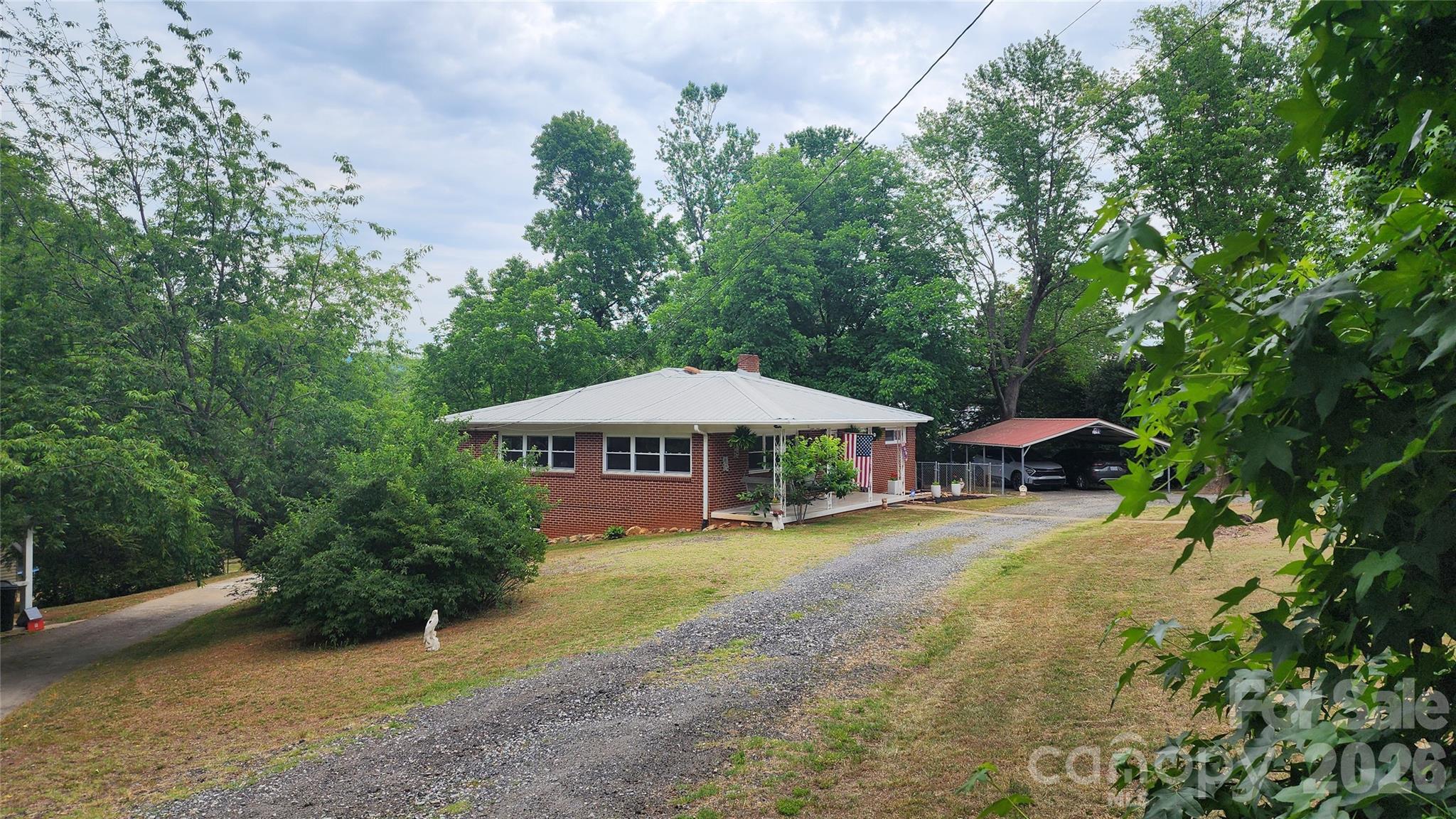 101 Bluebird Lane