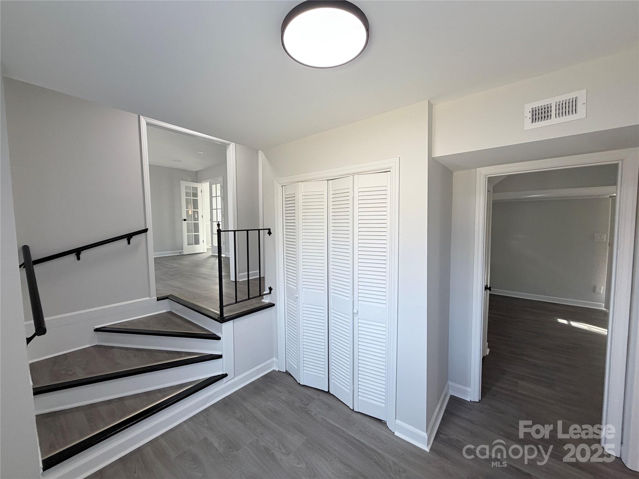 6207 Eagle Peak Drive