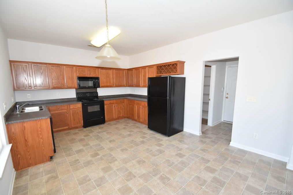 Sandy Pointe - Residential