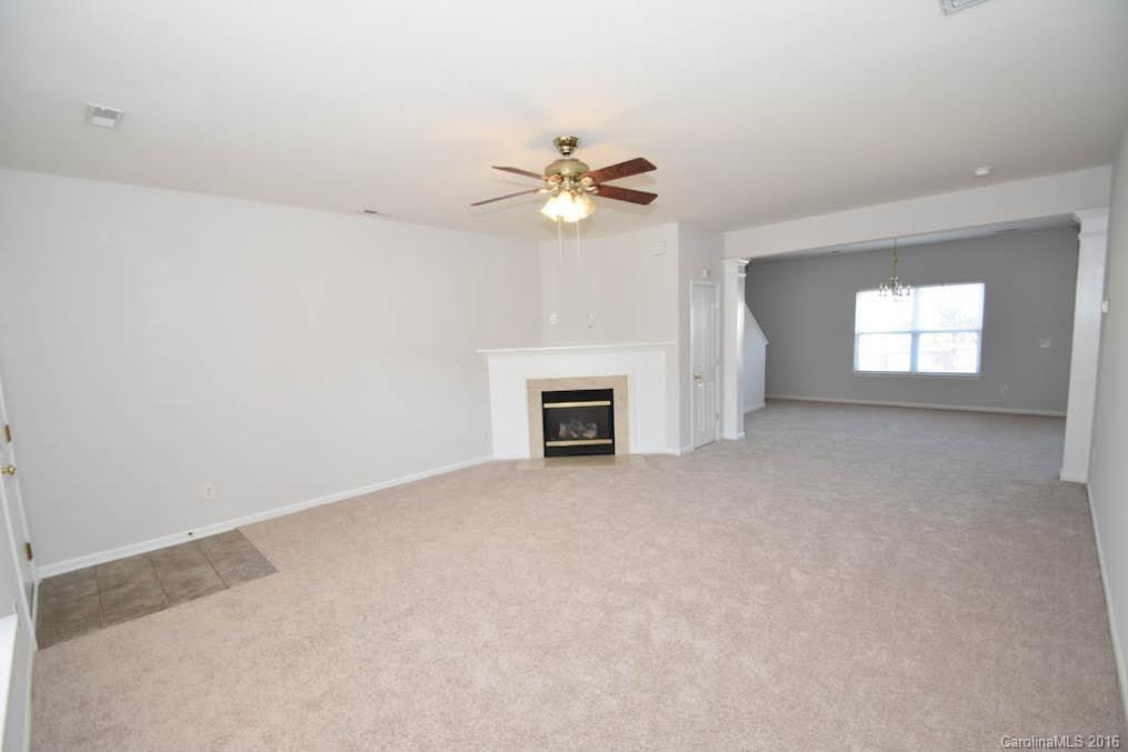 Sandy Pointe - Residential