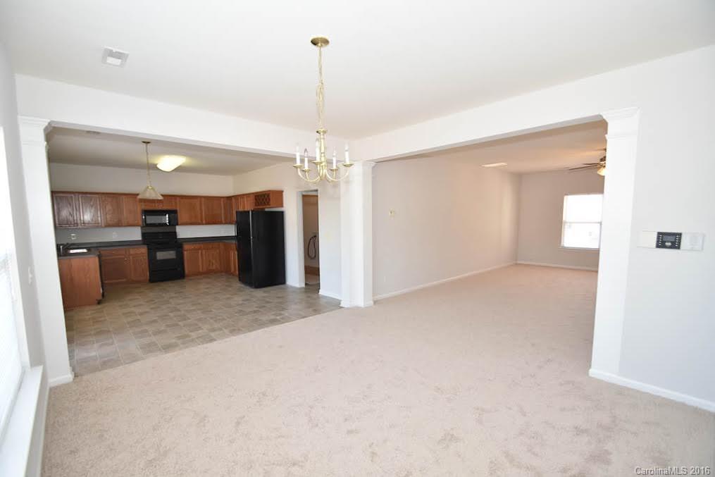 Sandy Pointe - Residential