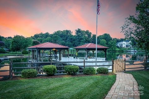 220 Chandeleur Drive Mooresville NC 28117