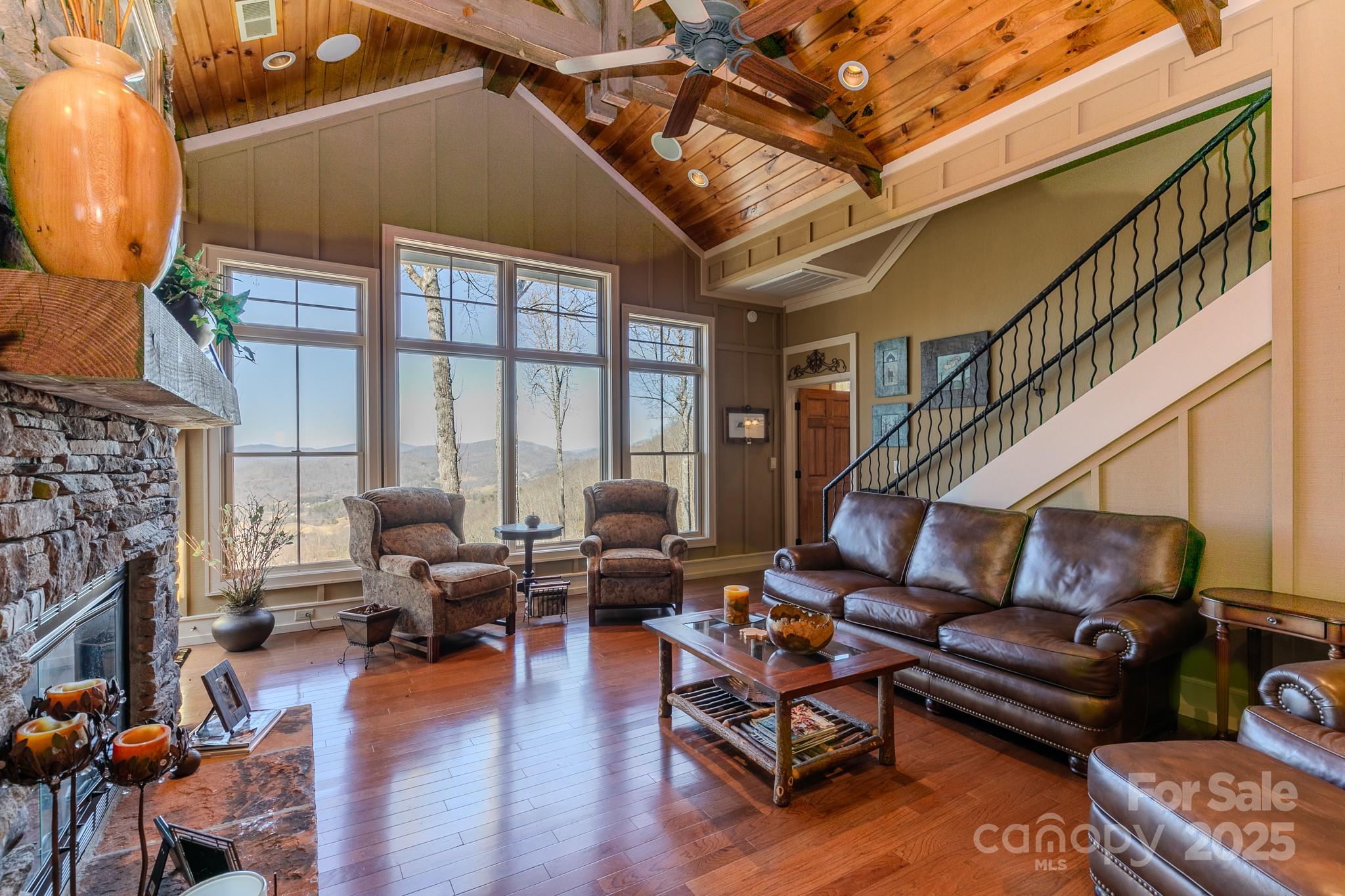 47 Creekside Way H301