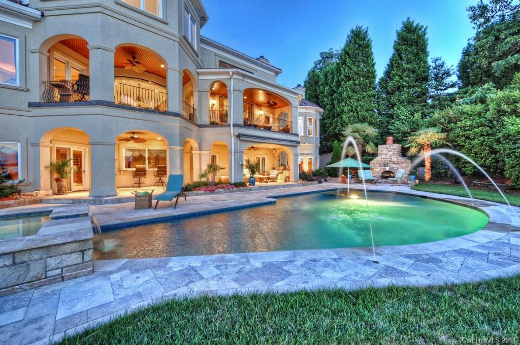 The Peninsula - Residential