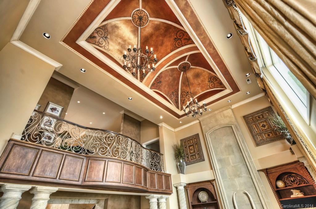 The Peninsula - Residential