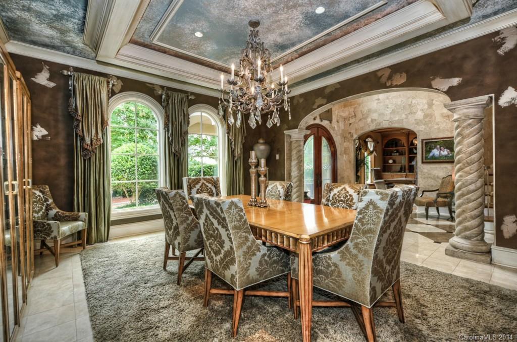 The Peninsula - Residential