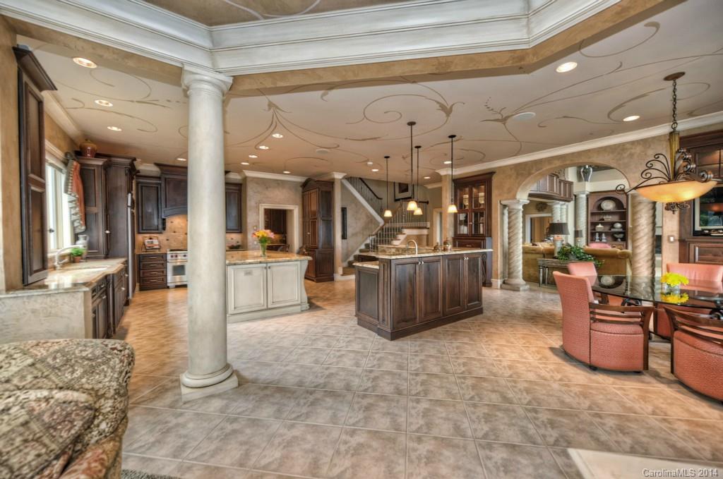 The Peninsula - Residential