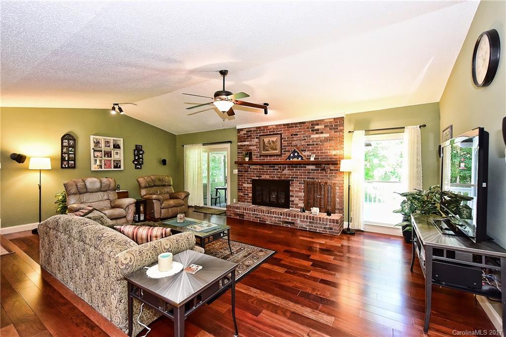 Steeplechase - Residential